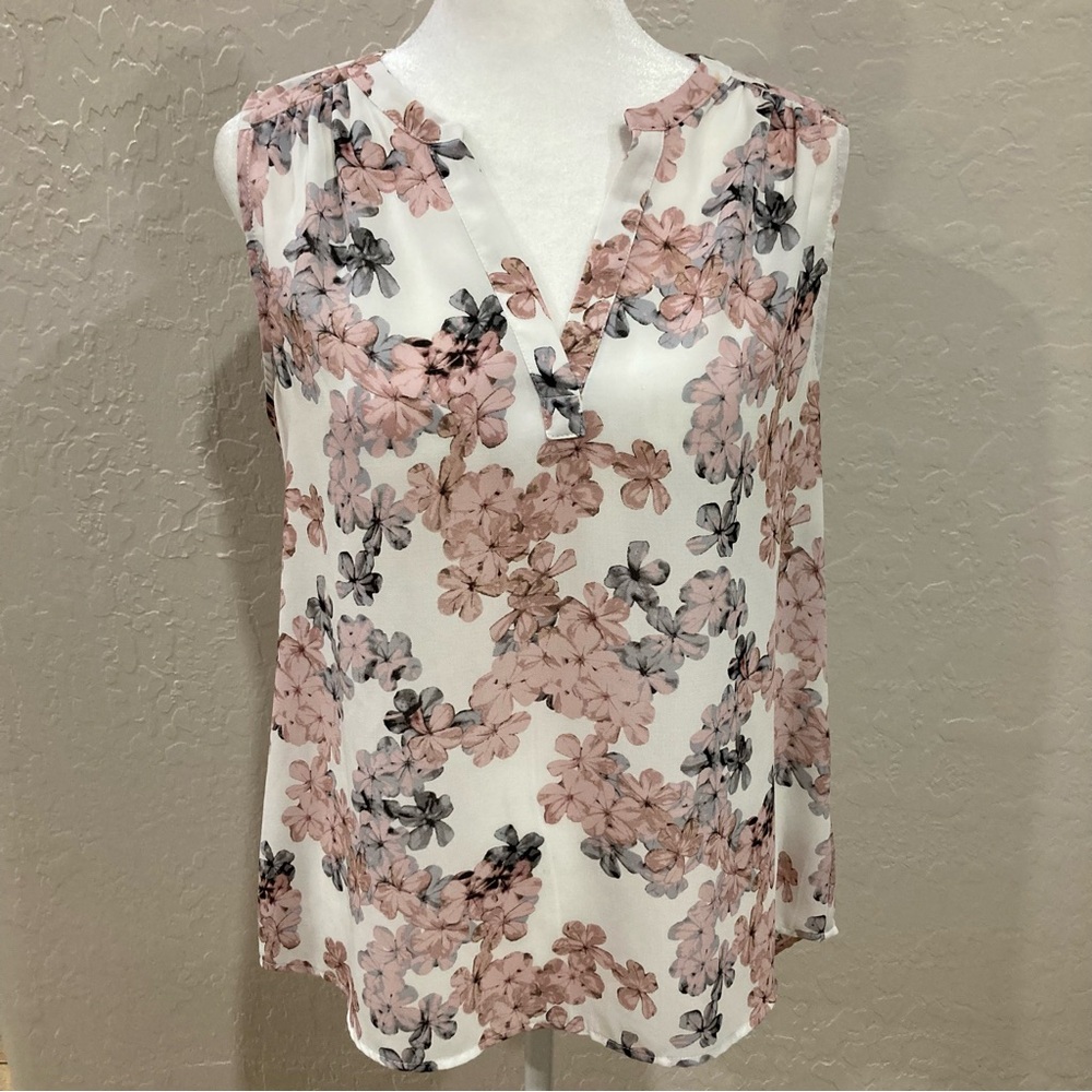 Dalia Pink Gray Floral V-Neck Sleeveless Top  Size M
